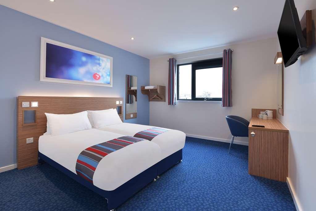 Travelodge Bath Waterside Pokój zdjęcie