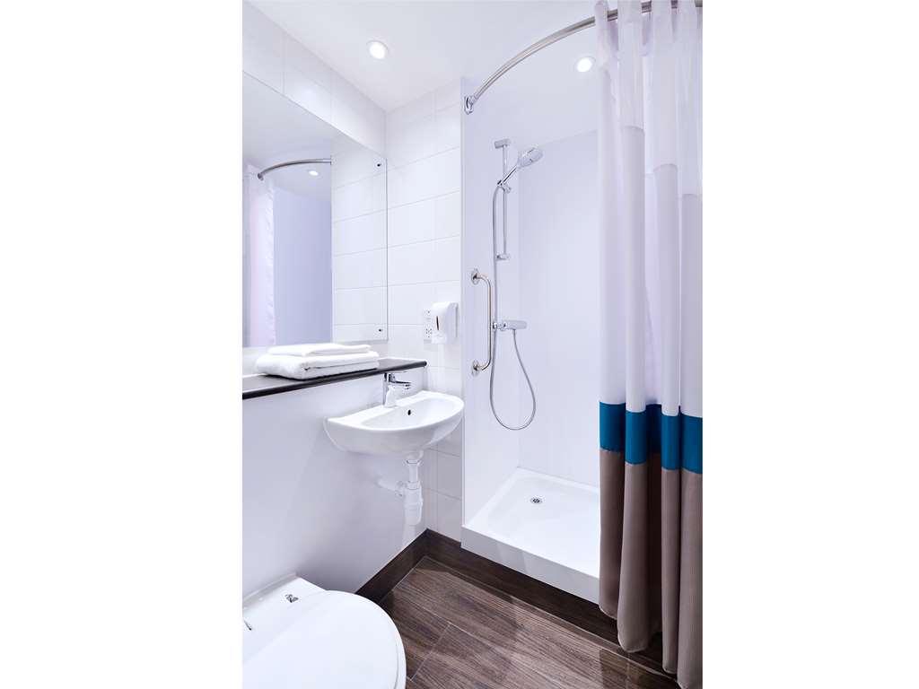Travelodge Bath Waterside Zewnętrze zdjęcie
