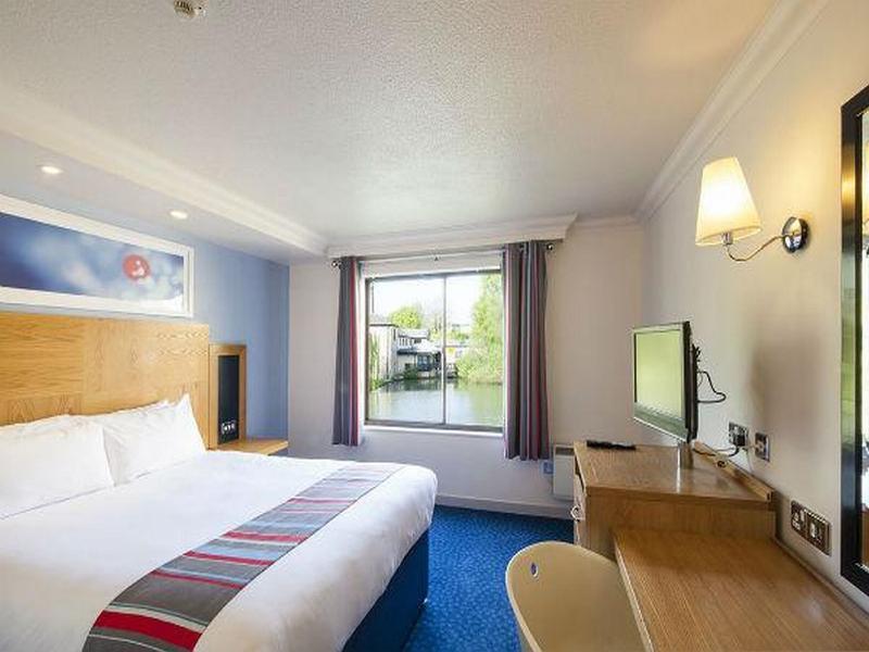 Travelodge Bath Waterside Zewnętrze zdjęcie