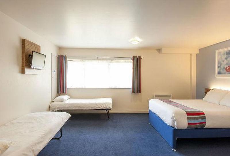 Travelodge Bath Waterside Zewnętrze zdjęcie