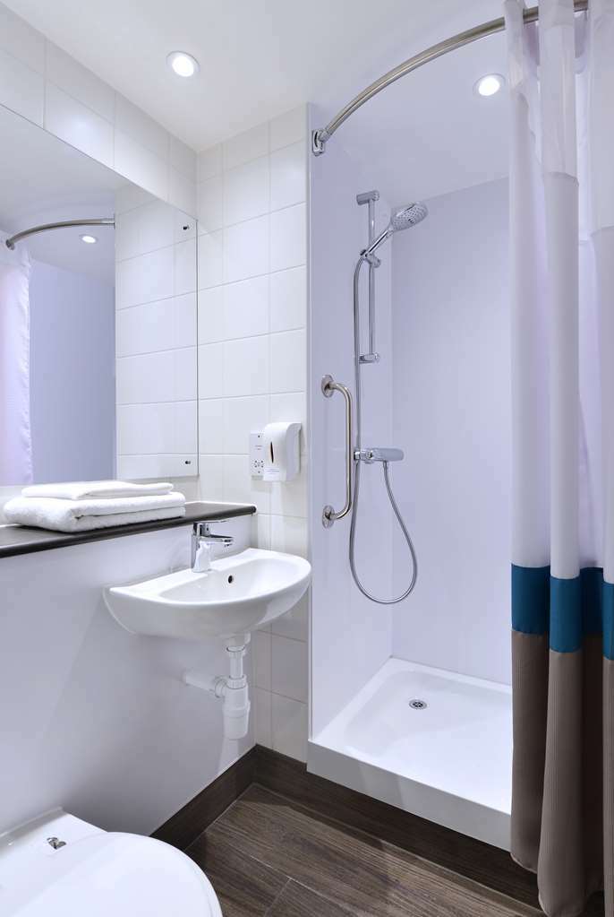Travelodge Bath Waterside Pokój zdjęcie